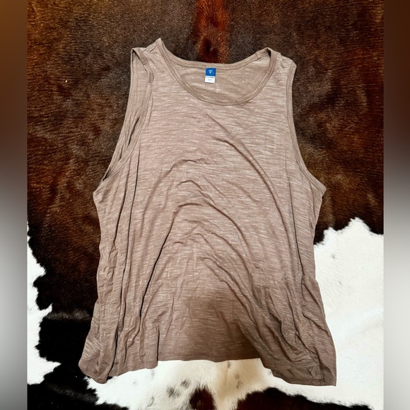 Tops - Brown tank top old navy xl